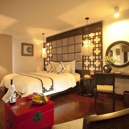 Church Boutique Hotel Hang Trong Ханой Экстерьер фото