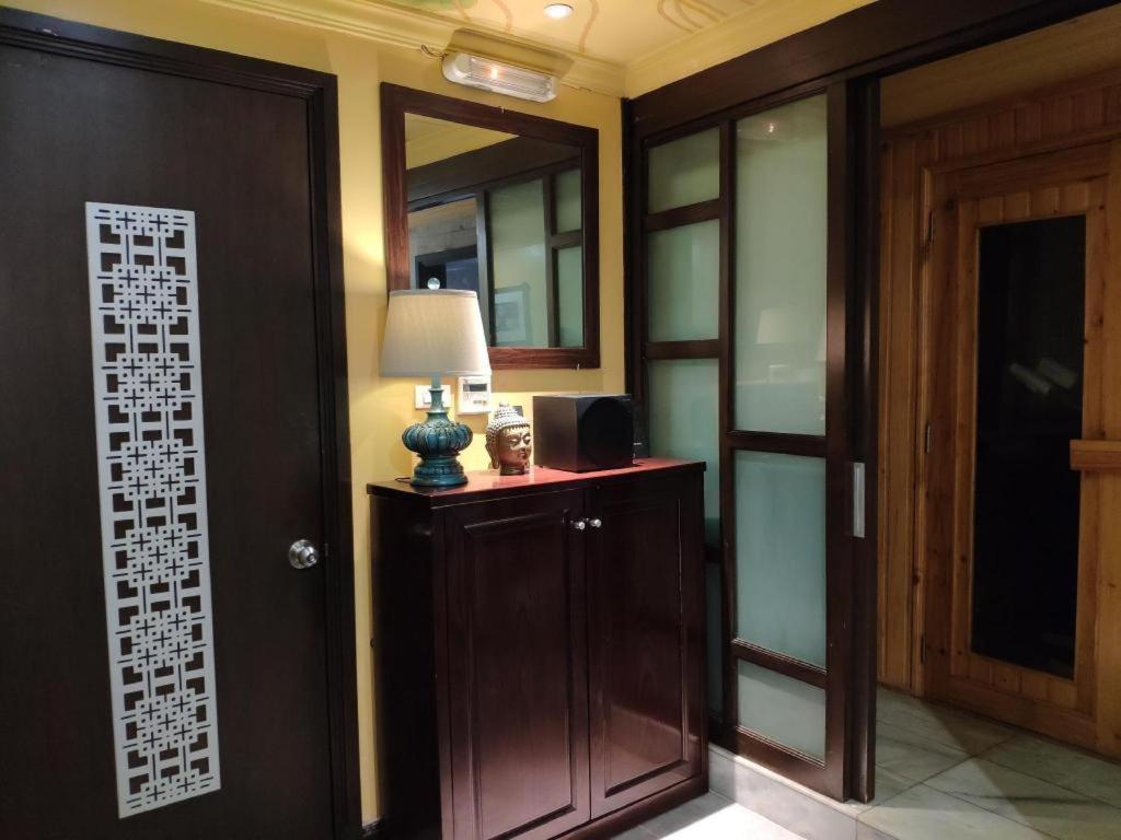 Church Boutique Hotel Hang Trong Ханой Экстерьер фото