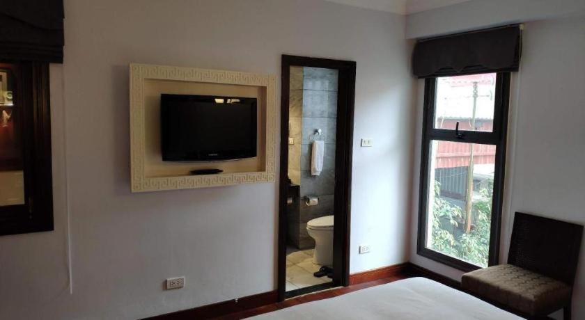 Church Boutique Hotel Hang Trong Ханой Экстерьер фото