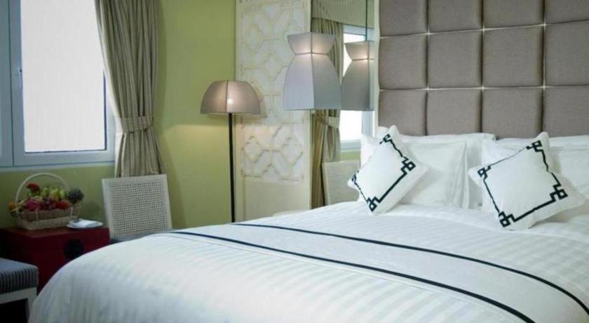 Church Boutique Hotel Hang Trong Ханой Экстерьер фото