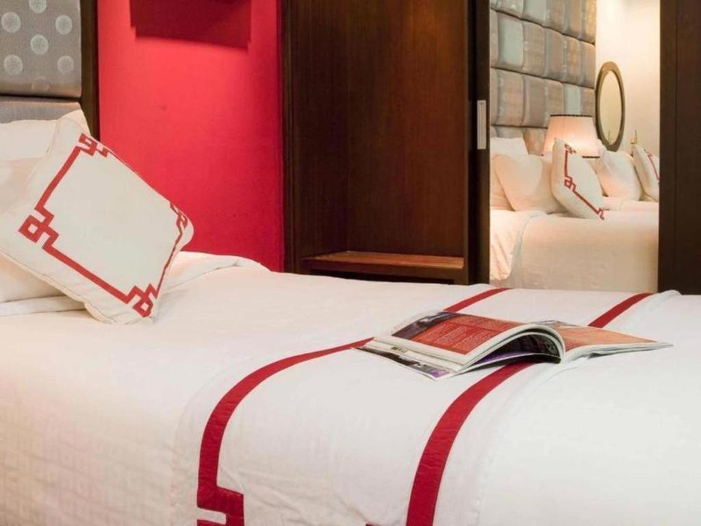 Church Boutique Hotel Hang Trong Ханой Экстерьер фото