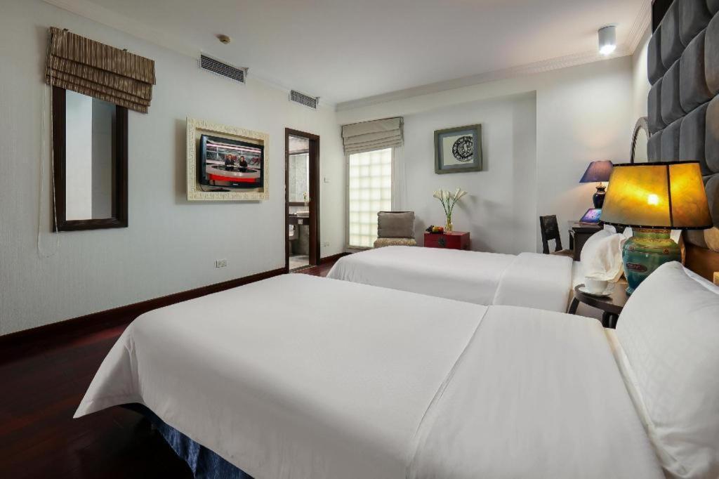 Church Boutique Hotel Hang Trong Ханой Экстерьер фото